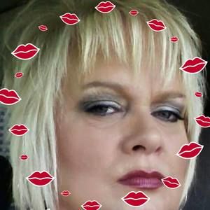 Meet your Posher, Vicky